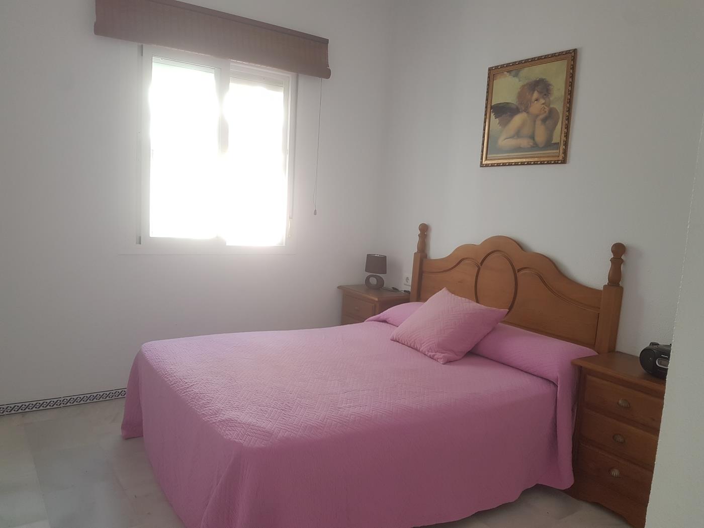 Ref V6. Two-bedroom apartment on the ground floor in Chiclana de la Frontera