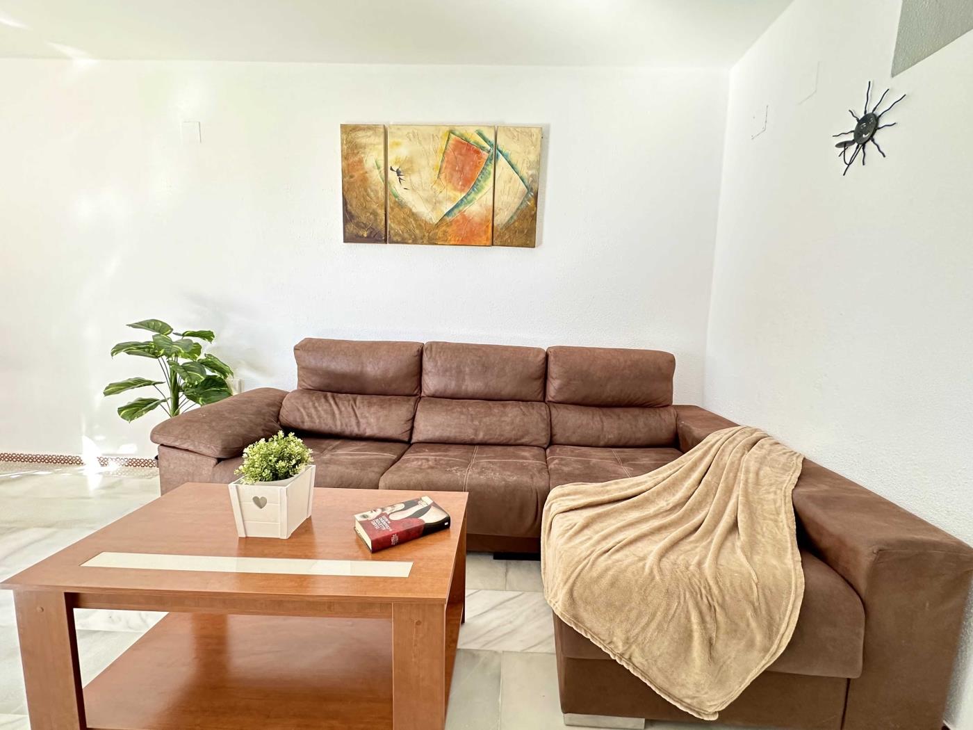 Ref. P2. Two bedroom first floor apartment in Chiclana de la Frontera