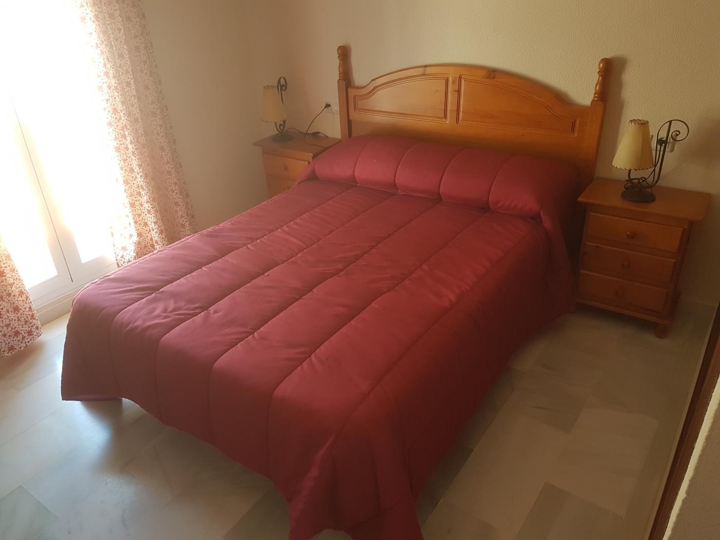 Ref 35a. TWO BEDROOM APARTMENT 450 METERS FROM LA ARENA DE LA PLAYA in Chiclana de la Frontera