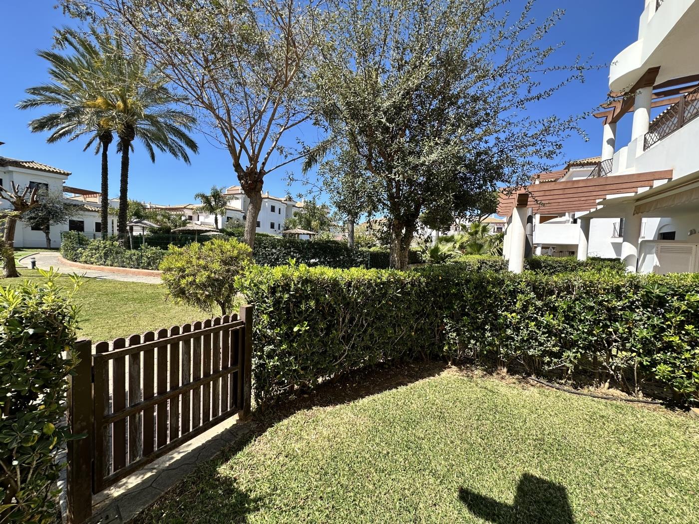 Ref 5/5. GROUND FLOOR APARTMENT WITH GARDEN VIEWS in Chiclana de la frontera