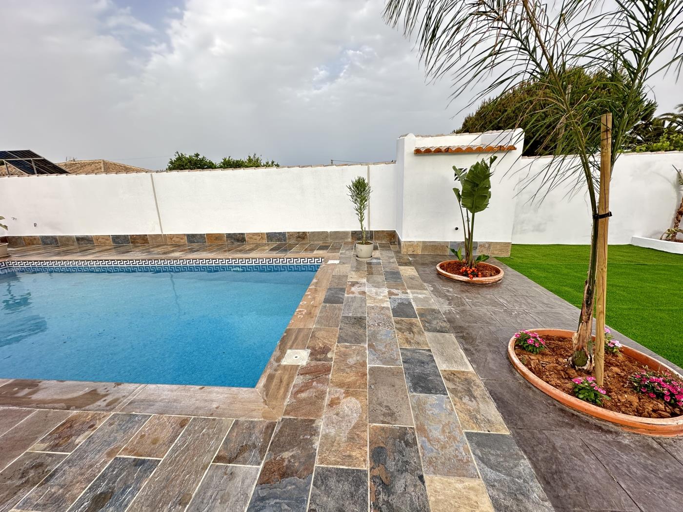 Ref Villa Pizarra- 8. Beautifull and modern Chalet with pool in Chiclana de la frontera