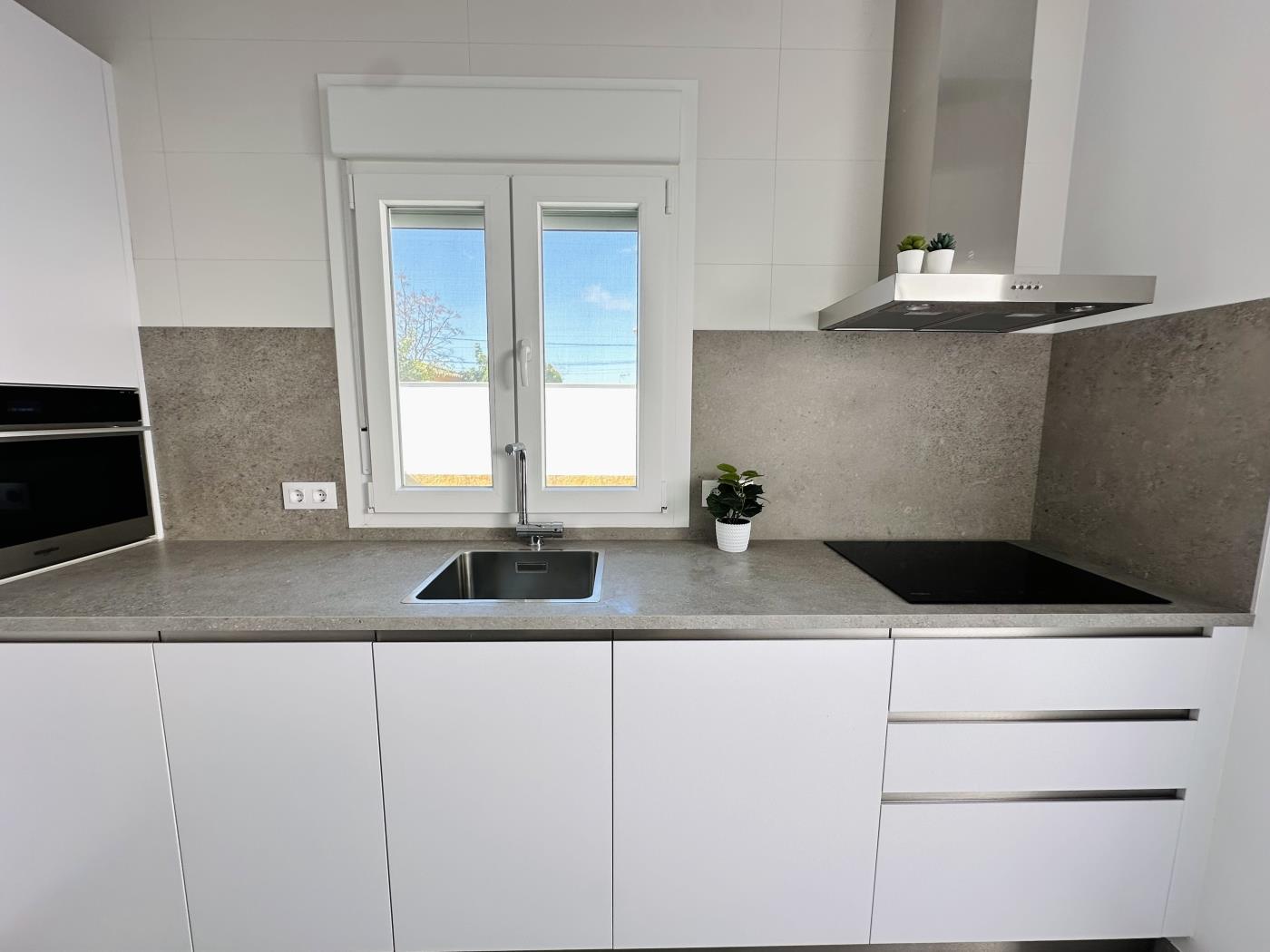 Ref P2. APARTAMENTO DE 1 HABITACIÓN CON PISCINA PRIVADA. en Chiclana de la Frontera